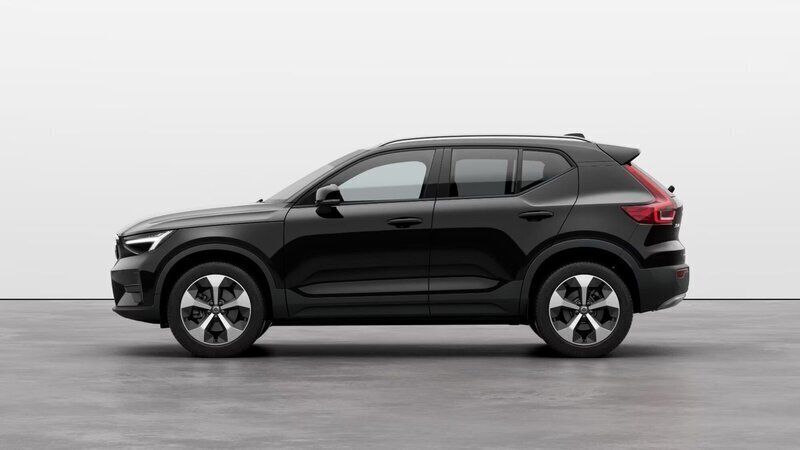 Usata Volvo XC40 Core 163 CV (119 kW) 2023 Nero SUV