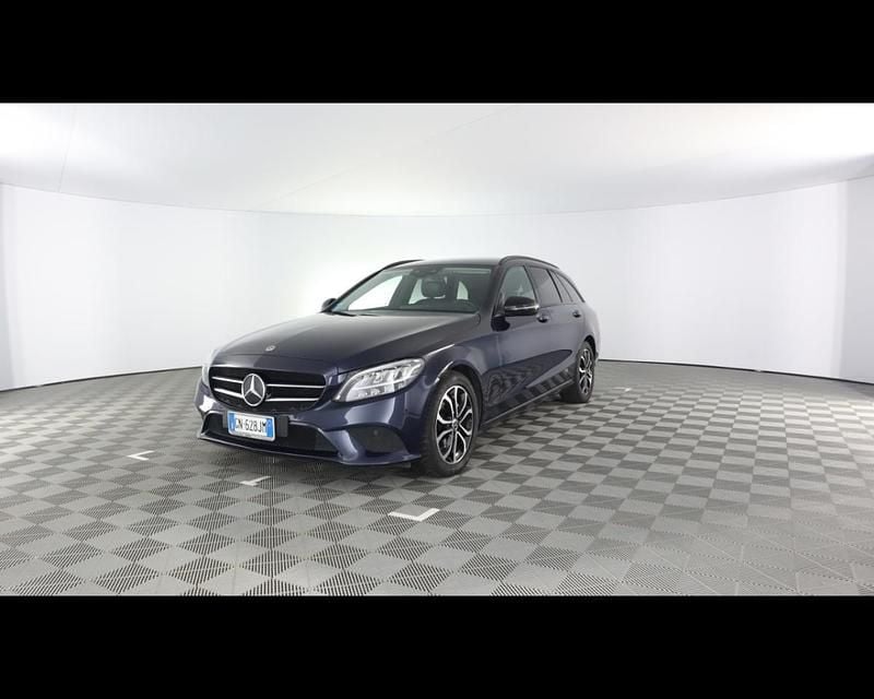 Usata Mercedes C220 Premium 194 CV (142 kW) 2021 Blu Station wagon