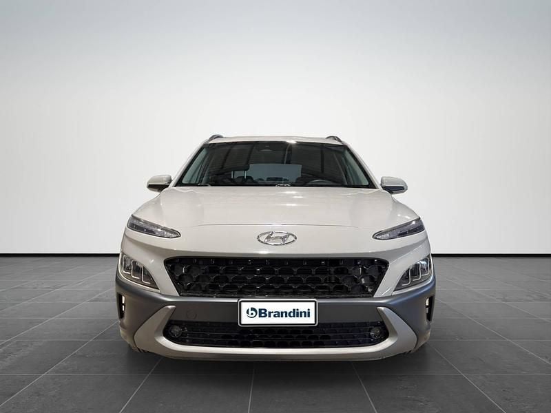 Usata Hyundai Kona 141 CV (103 kW) 2022 Grigio chiaro SUV