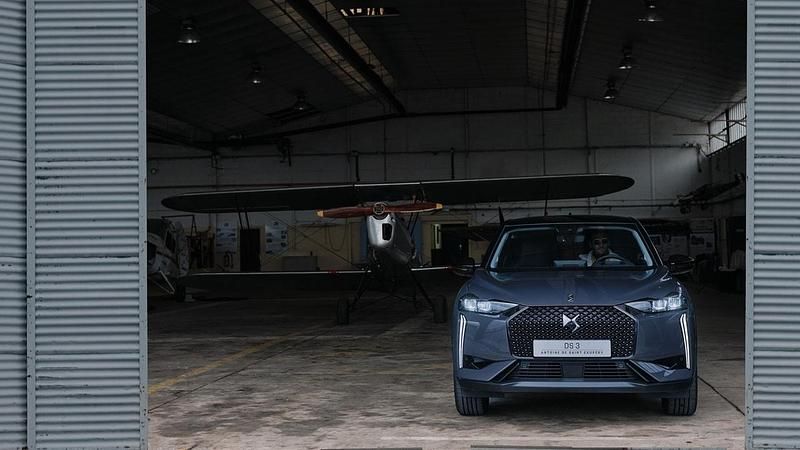 Volo di notte Nuova 2025 DS Automobiles DS3 SUV | 28.990 € - Immagine 1/4