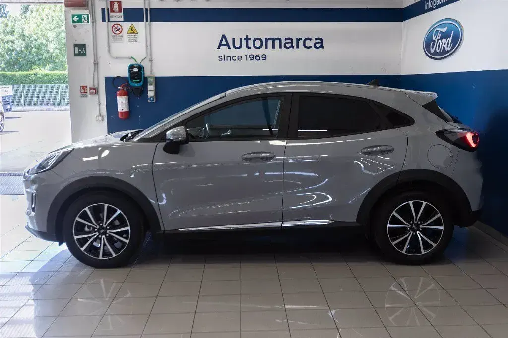 Usata Ford Puma Titanium 125 CV (91 kW) 2023 Grigio matter SUV