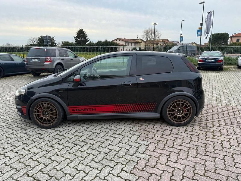 Usata Abarth Grande Punto 154 CV (113 kW) 2009 Nero Utilitaria