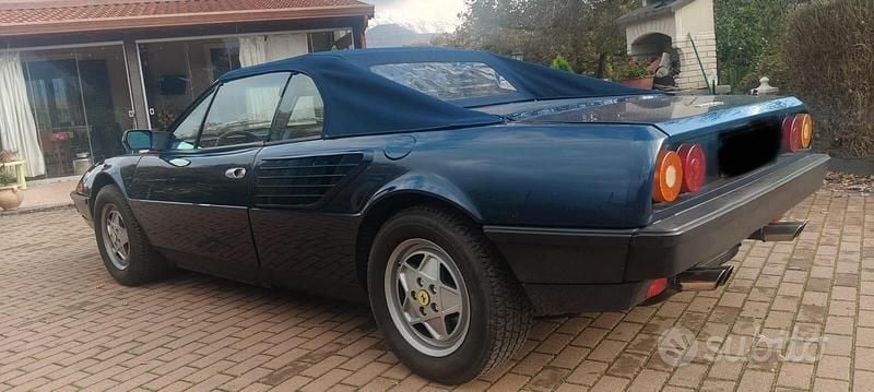 Usata Ferrari Mondial 240 CV (176 kW) 1985 Blu Cabrio