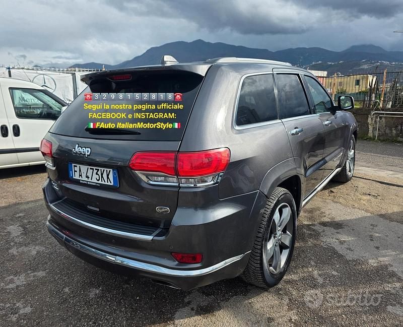 Usata Jeep Grand Cherokee Overland 250 CV (183 kW) 2015 Grigio SUV