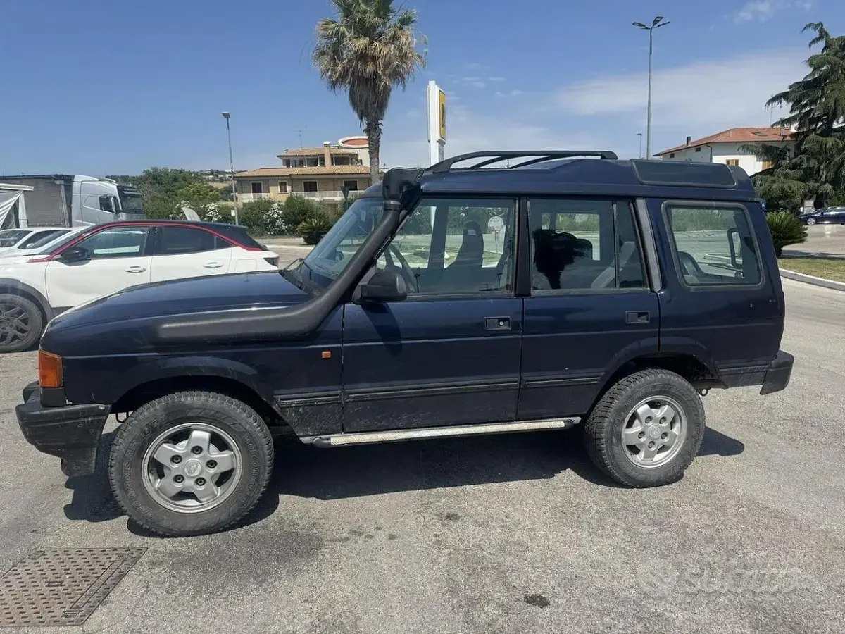 Usata Land Rover Discovery 113 CV (83 kW) 1997 Bluazzurro SUV