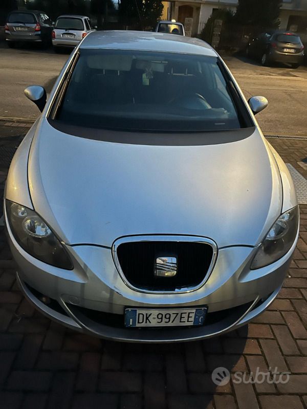 Usata Seat Leon 2008 Grigio Berlina
