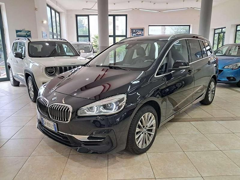 Nero Usata 2021 BMW 218 Gran Tourer Luxury Line Monovolume | 22.850 € (Buon prezzo) - Immagine 1/4