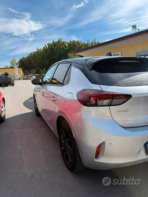 Usata Opel Corsa 75 CV (55 kW) 2022 Grigio Berlina