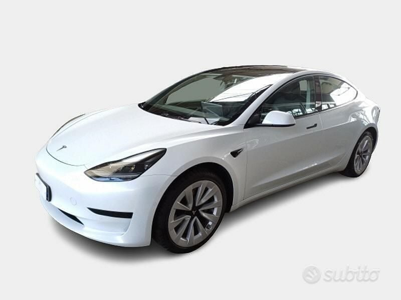 Usata Tesla Model 3 Standard Range 208 kW (283 CV) 2021 Bianco Berlina