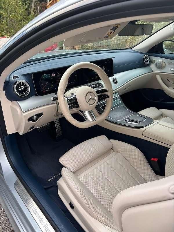 Usata Mercedes E300 AMG line 265 CV (194 kW) 2023 Argento Coupé