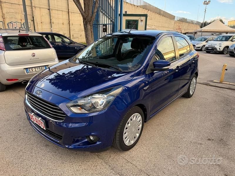 Usata Ford Ka Plus 86 CV (63 kW) 2016 Blu Utilitaria