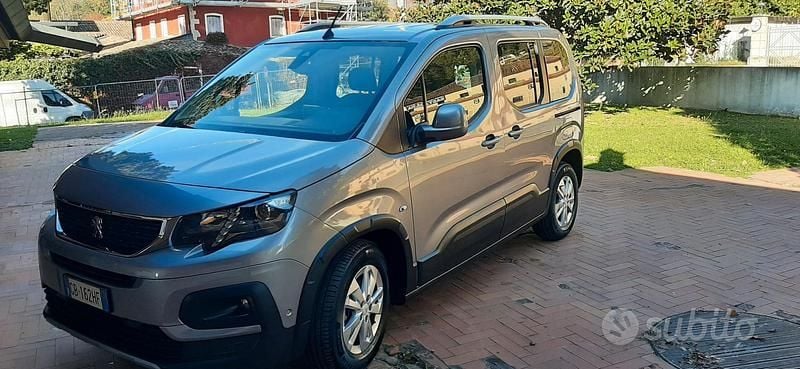 Gebraucht Peugeot Rifter Allure 131 PS (96 kW) 2020 Grau Van / Kleinbus
