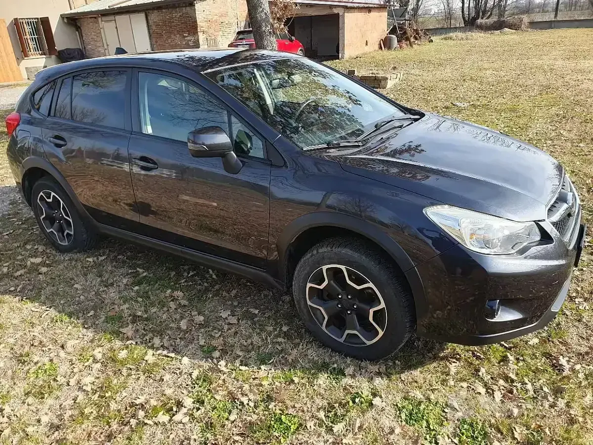 Usata Subaru XV 114 CV (83 kW) 2013 Nero SUV