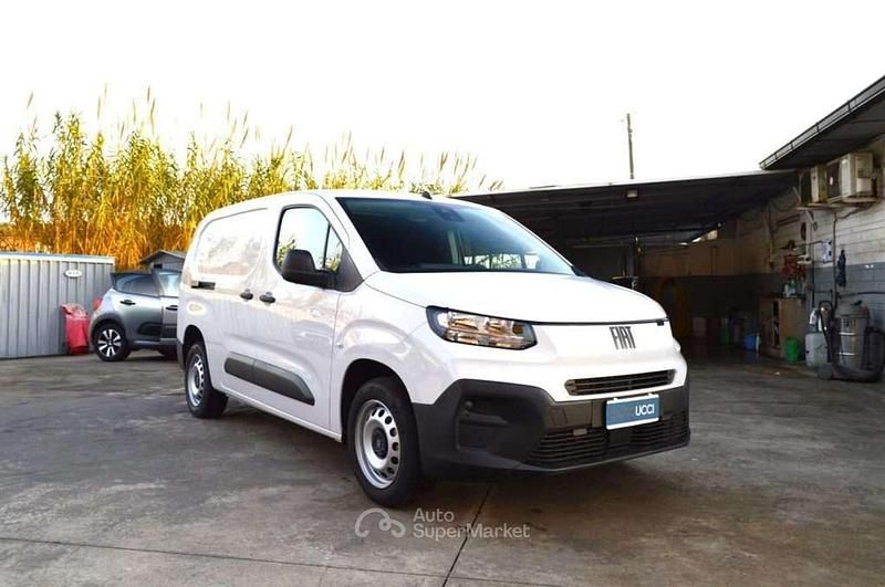Nuova Fiat Doblò 101 CV (74 kW) 2025 Bianco gelato Monovolume