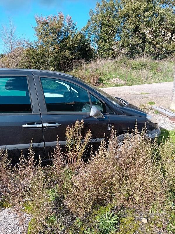 Usata Peugeot 807 2005 Monovolume
