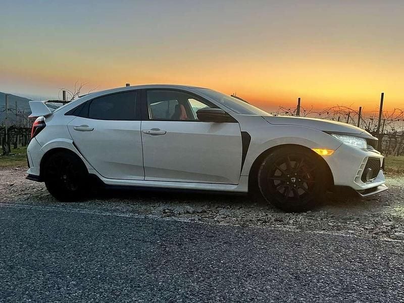 Usata Honda Civic Type R 320 CV (235 kW) 2019 Berlina