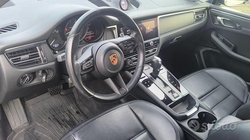 Usata Porsche Macan 265 CV (194 kW) 2023 Nero SUV