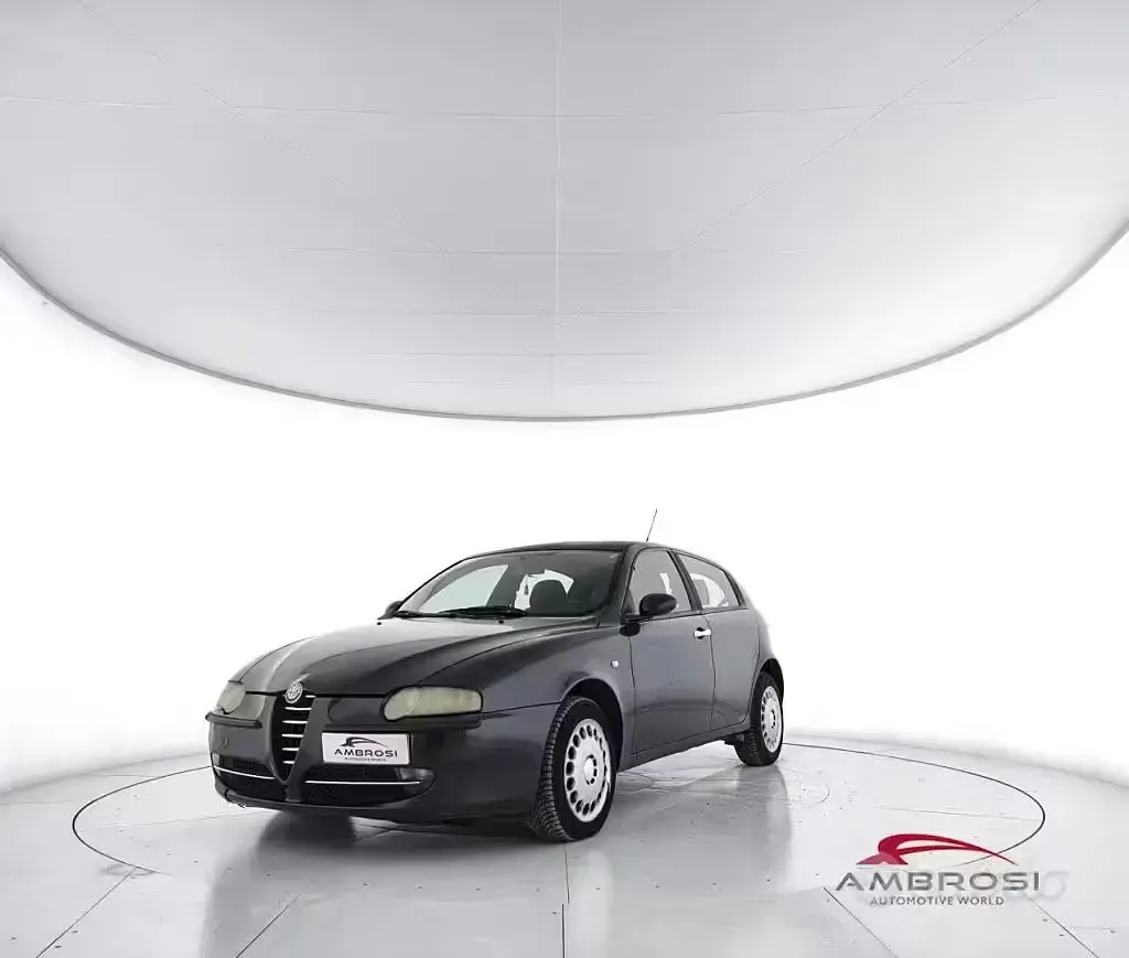 Usata Alfa Romeo 147 Progression 116 CV (85 kW) 2003 Utilitaria
