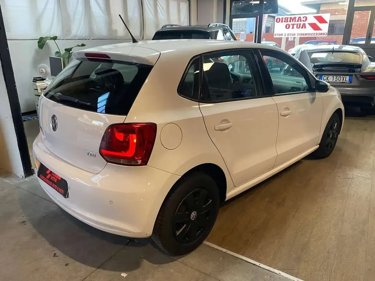 Usata VW Polo Trendline 75 CV (55 kW) 2014 Met Berlina