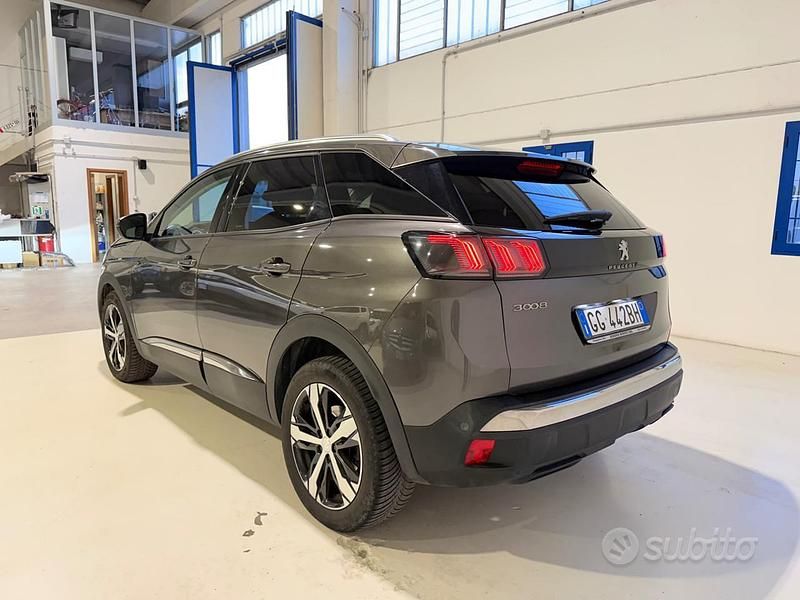 Usata Peugeot 3008 Allure 131 CV (96 kW) 2021 Grigio SUV
