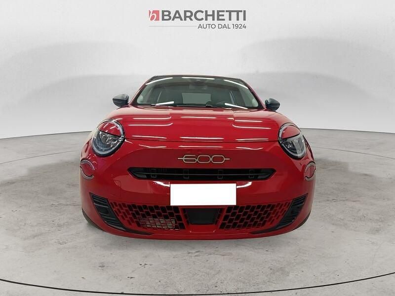 Usata Fiat 600 110 CV (80 kW) 2024 Rosso SUV
