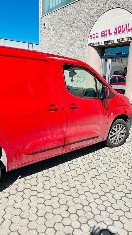 Usata Citroën Berlingo 2019 Rosso Monovolume