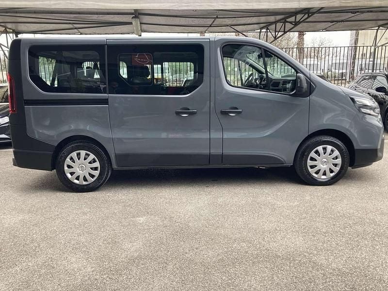 Usata Nissan Primastar 110 CV (80 kW) 2022 Grigio Monovolume