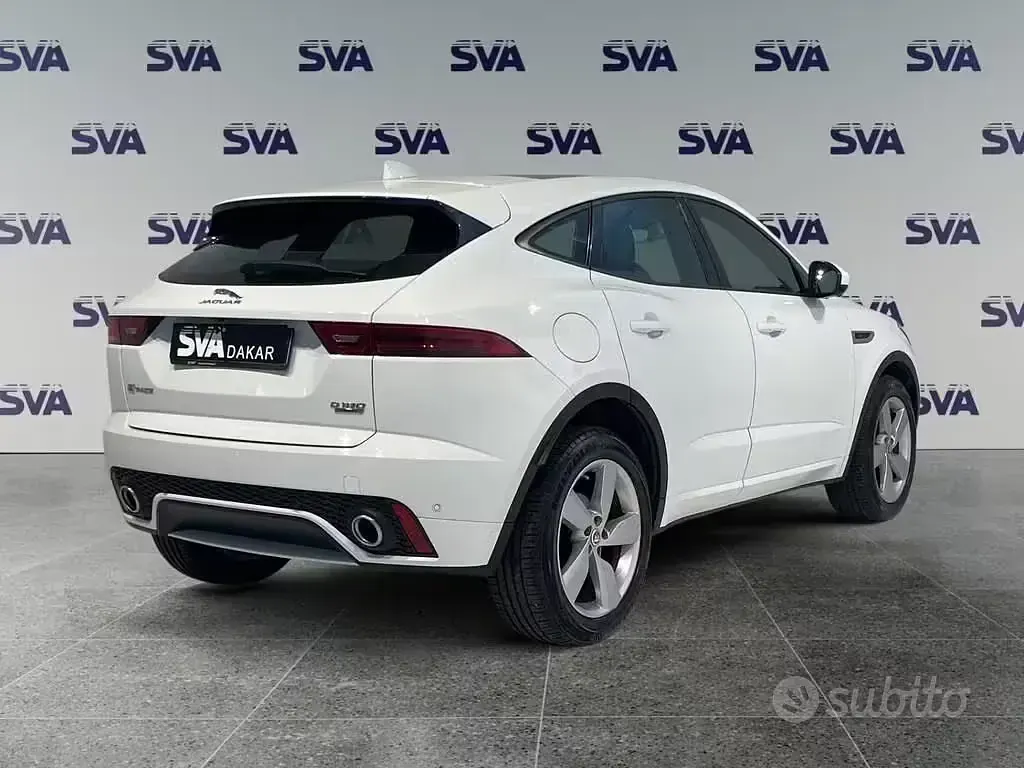 Usata Jaguar E-Pace R-Dynamic 150 CV (110 kW) 2019 Bianco SUV