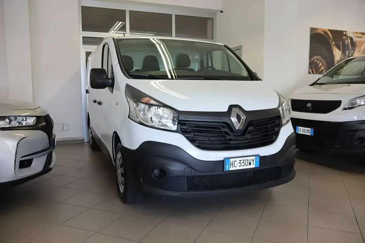 Usata Renault Trafic Komfort 121 CV (88 kW) 2019 Bianco Monovolume