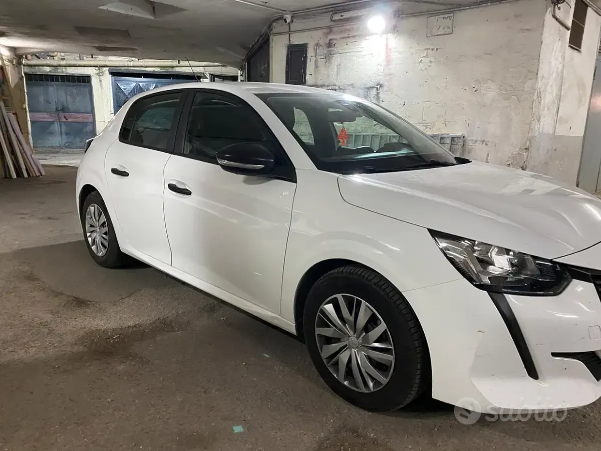 Usata Peugeot 208 S 102 CV (75 kW) 2021 Bianco Utilitaria