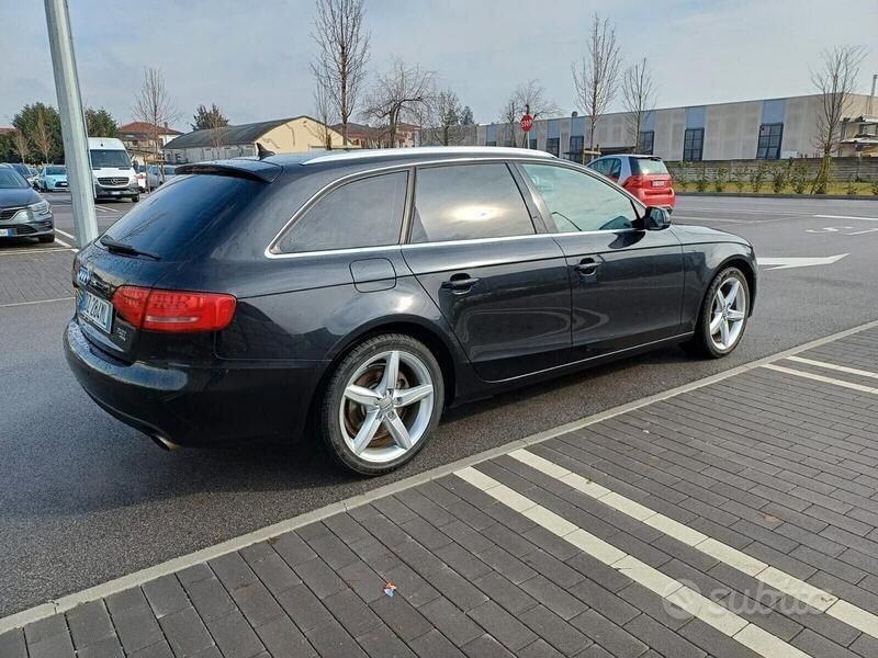 Usata Audi A4 Advanced 211 CV (155 kW) 2010 Nero Berlina