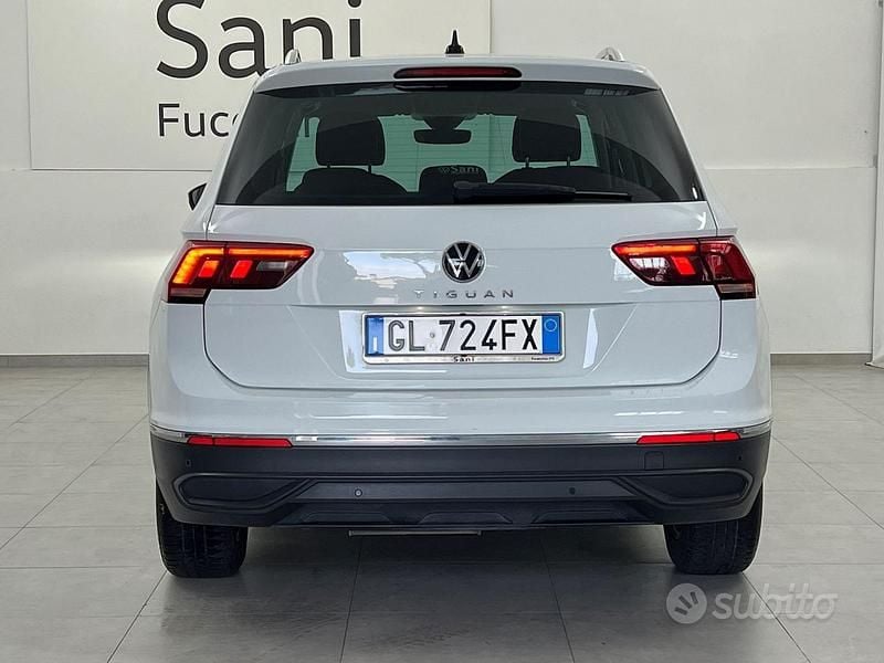 Usata VW Tiguan Life 150 CV (110 kW) 2022 Bianco SUV