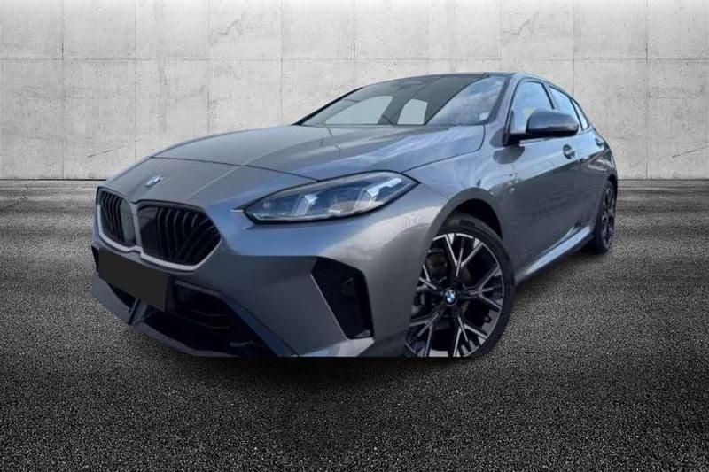 Usata BMW 120 M Sport 190 CV (139 kW) 2025 Grigio Utilitaria