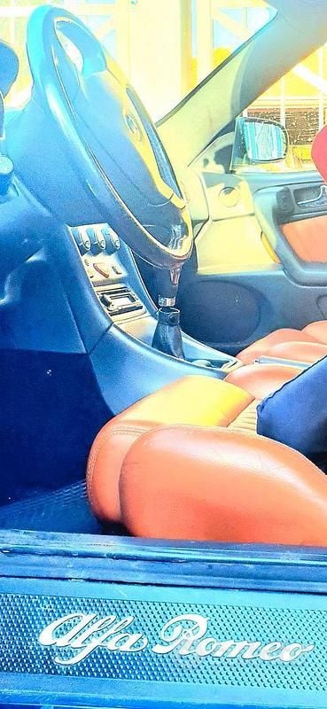 Usata Alfa Romeo Spider 150 CV (110 kW) 2002 Blu Cabrio