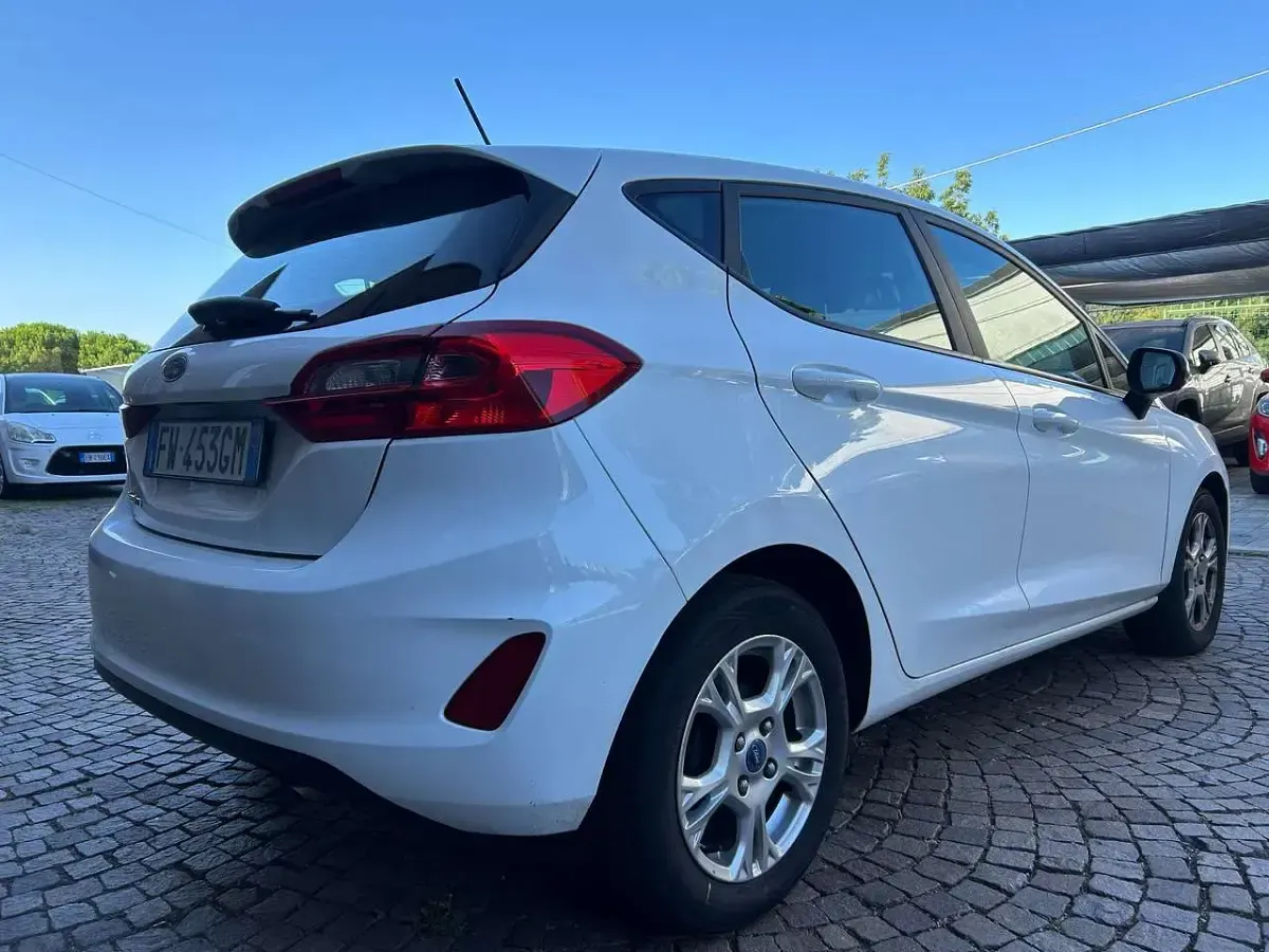 Usata Ford Fiesta Business Edition 86 CV (63 kW) 2019 Bianco Utilitaria