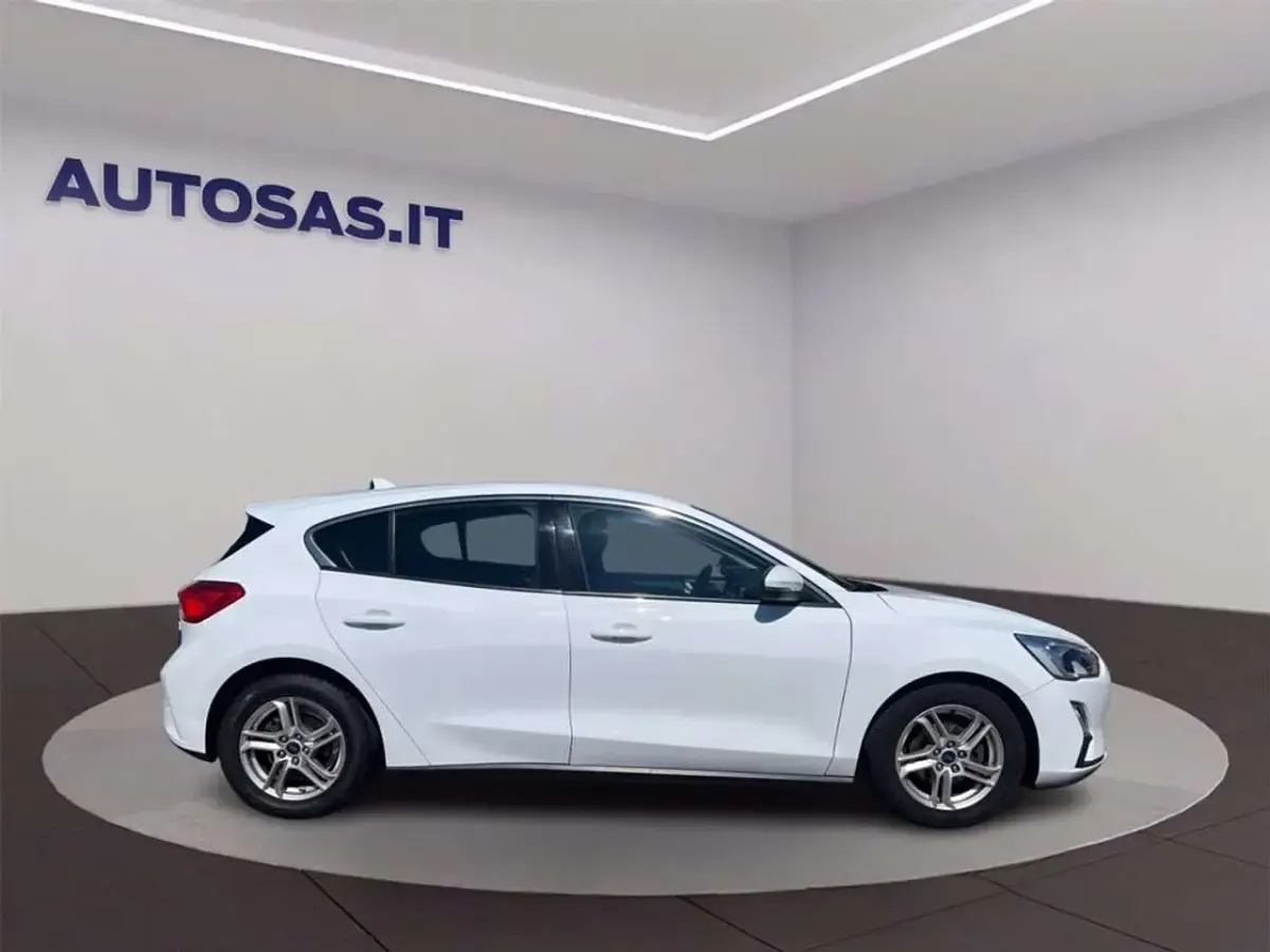 Usata Ford Focus 101 CV (74 kW) 2018 Bianco Berlina