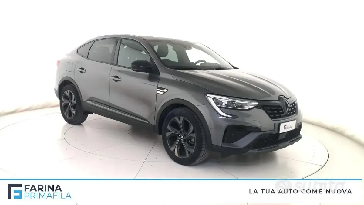 Usata Renault Arkana Engineered 94 CV (69 kW) 2023 Grigio SUV