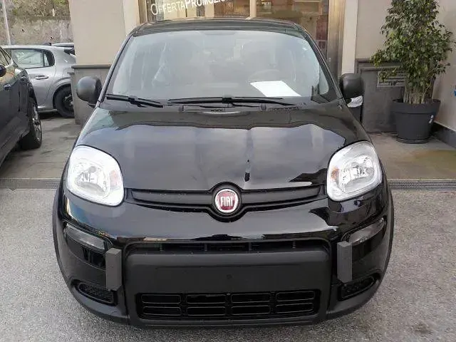 Nuova Fiat Panda Icon 69 CV (50 kW) 2025 Multicolore(met.) Utilitaria