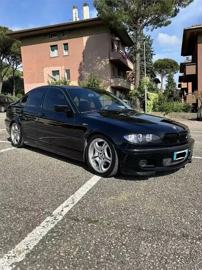 Usata BMW 320 Efficient Dynamics 150 CV (110 kW) 2002 Nero Berlina
