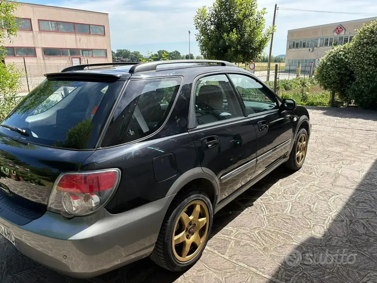 Usata Subaru Impreza 125 CV (91 kW) 2004 Nero Station wagon