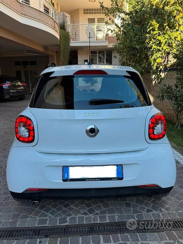 Usata Smart ForFour Prime 2016 Bianco Utilitaria