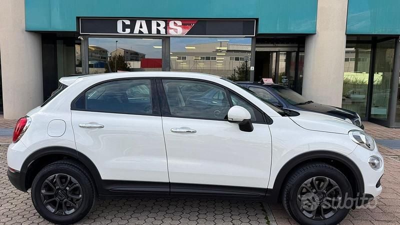 Usata Fiat 500X 120 CV (88 kW) 2017 Bianco SUV