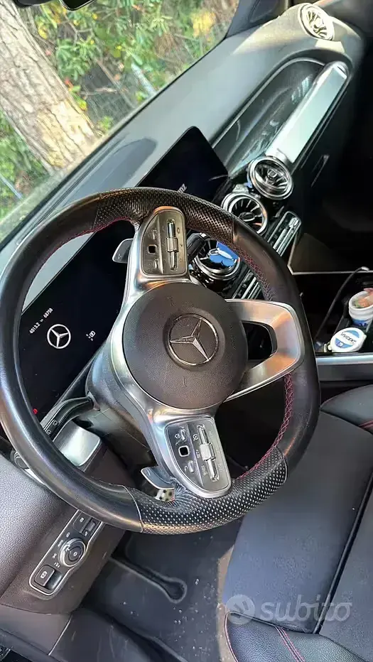 Usata Mercedes GLB200 Premium 150 CV (110 kW) 2022 Nero SUV