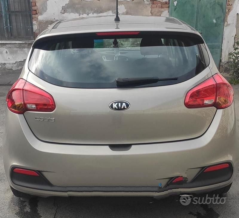 Usata Kia Ceed 100 CV (73 kW) 2014 Utilitaria