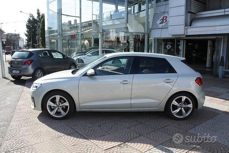 Usata Audi A1 Business 116 CV (85 kW) 2025 Grigio SUV