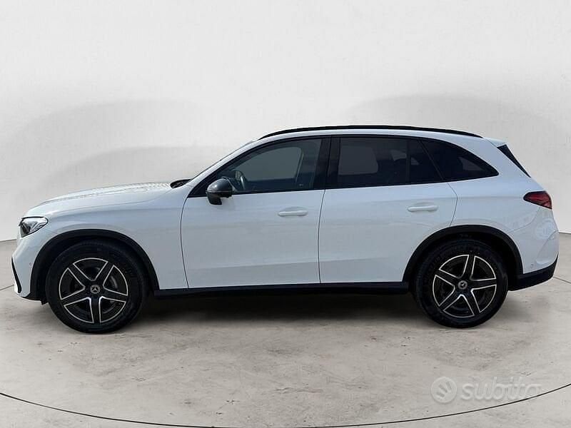 Usata Mercedes GLC300e Advanced 258 CV (189 kW) 2024 Bianco SUV