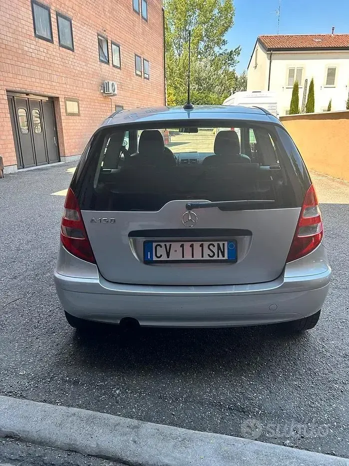 Usata Mercedes A150 Avantgarde 95 CV (69 kW) 2005 Grigio Coupé