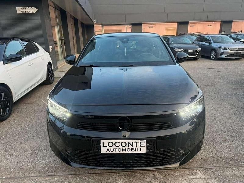 Usata Opel Corsa GS Line 101 CV (74 kW) 2024 Nero Berlina