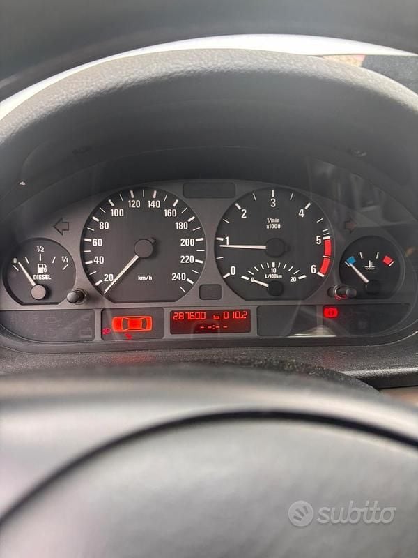 Usata BMW 320 150 CV (110 kW) 2003 Grigio Berlina