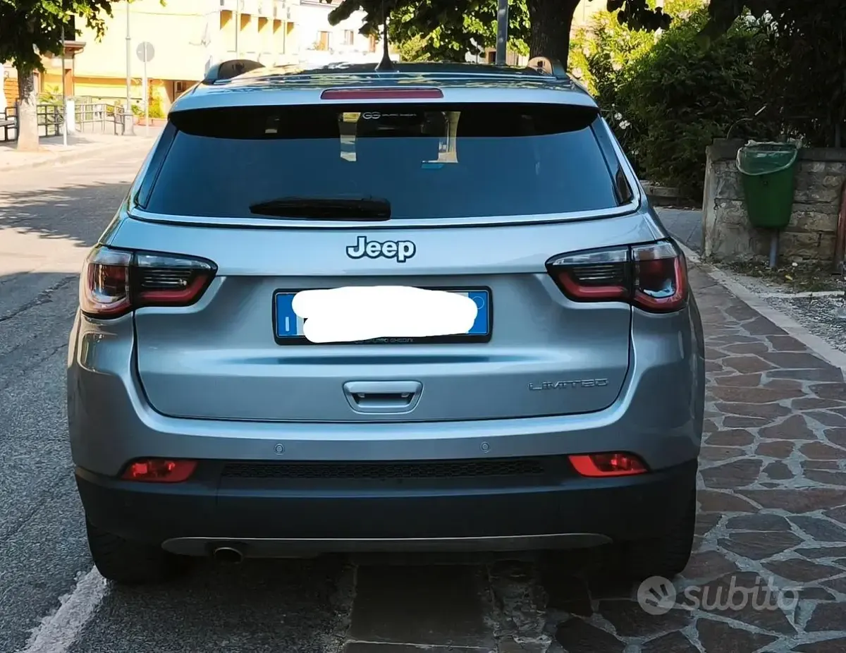 Usata Jeep Compass Limited 131 CV (96 kW) 2021 Grigio SUV